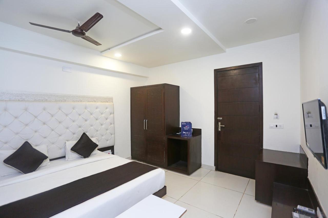 Oyo 18422 Central Grand Belanganj Ngoại thất bức ảnh